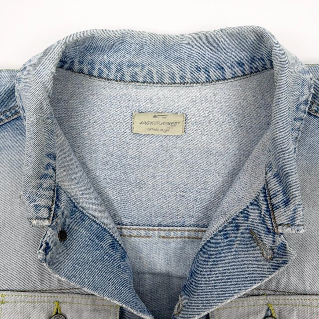 Jack & Jones Chaqueta de Denim Vintage Wash Talla L Azul Claro con Bolsillos en Contraste – photo 3